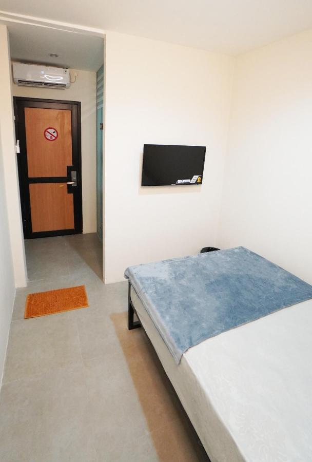 Hostel 18 Pasangan Butuh Surat Nikah Bandung Luaran gambar